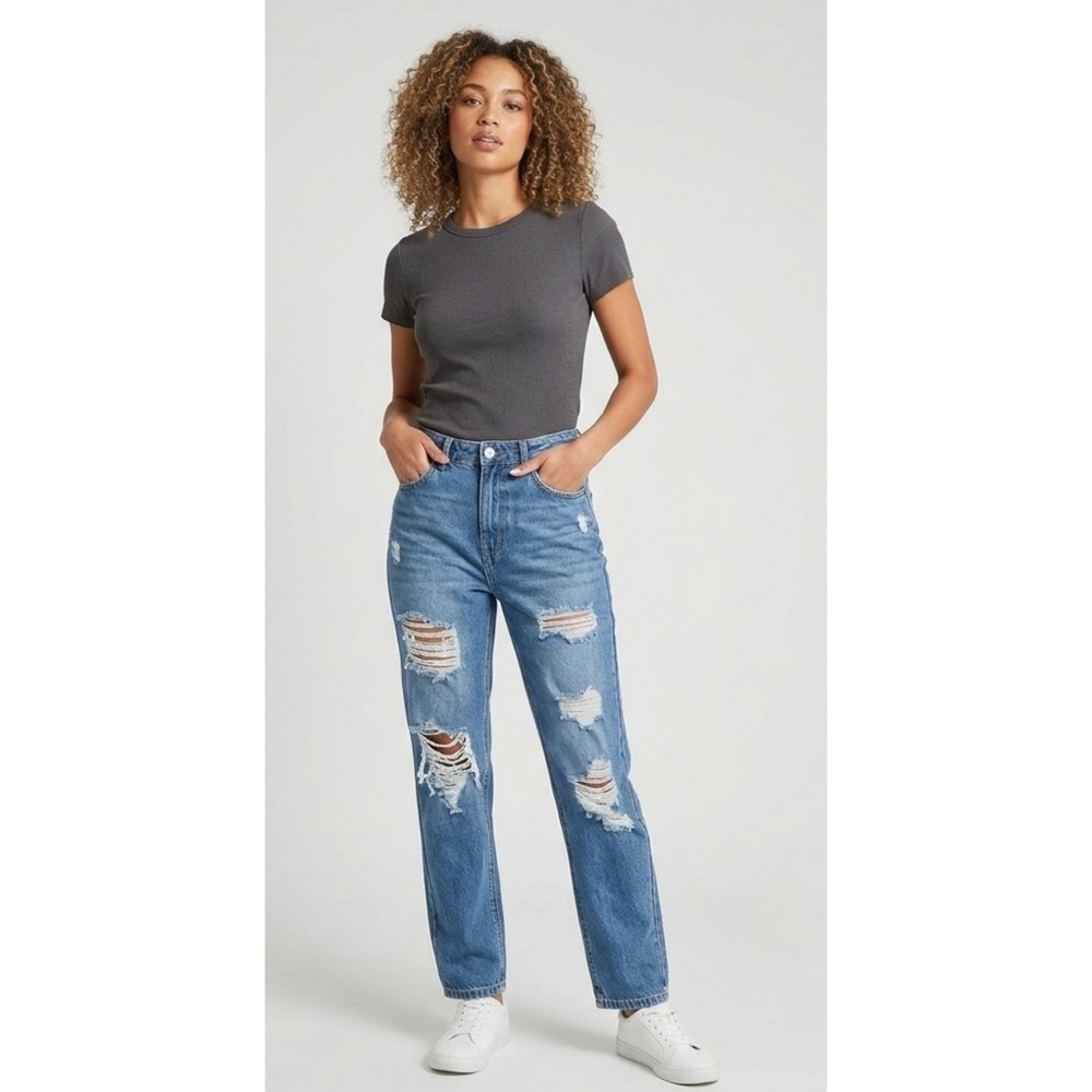 GOGO Light Washed Distressed 'Dream Fit" Mom Jeans